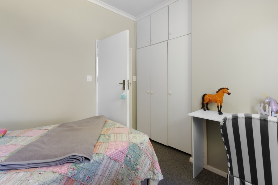 4 Bedroom Property for Sale in Morningside Western Cape